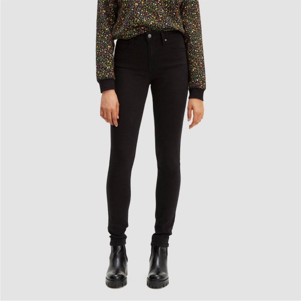 Levi's 721 Women's High Rise Black Skinny Jeans